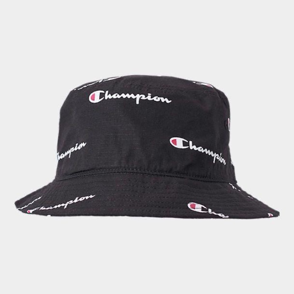 Champion bucket hat. Almost new. Size L/XL